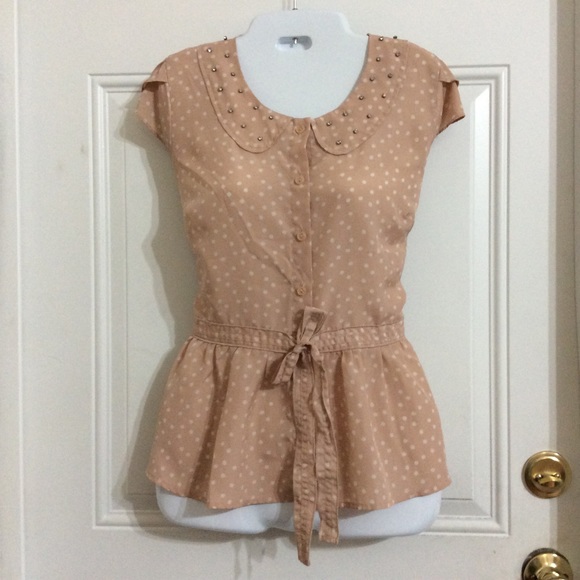 LC Lauren Conrad Tops - Lauren Conrad Peach Polka Dot Peplum Top Size L